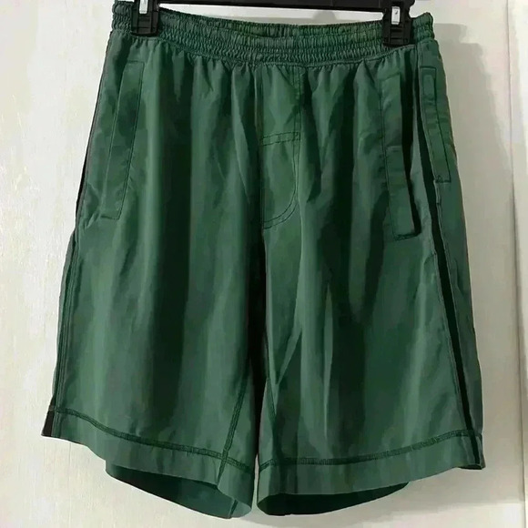 Lululemon Mens Lined Pace Breaker Short Size M Green - Picture 2 of 7